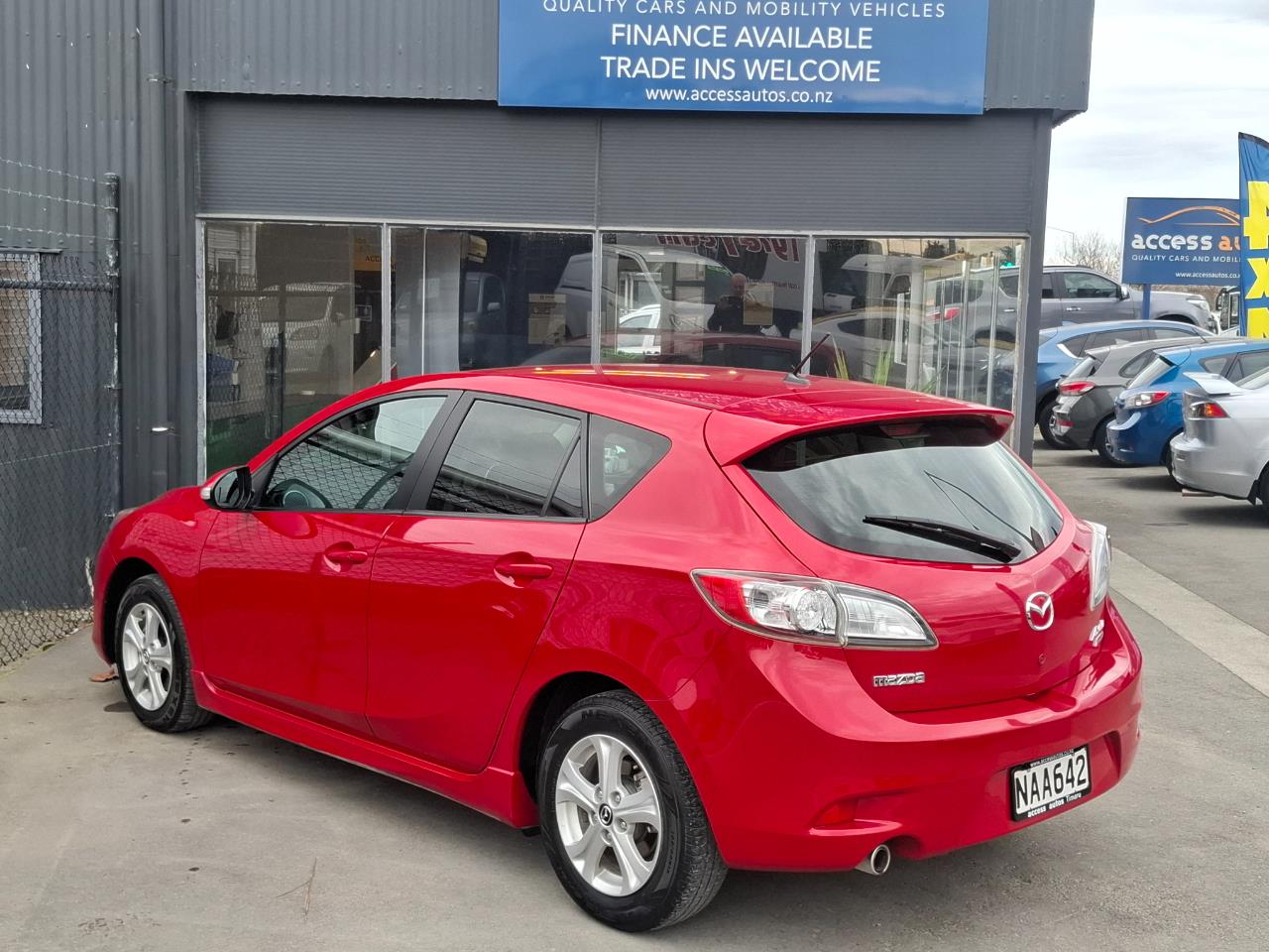 2013 Mazda Axela