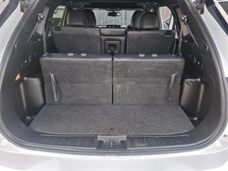 2025 Mitsubishi Outlander - Thumbnail