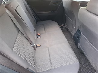 2012 Toyota Auris - Thumbnail