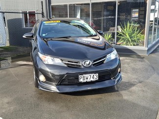2012 Toyota Auris - Thumbnail