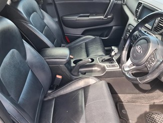 2016 Kia Sportage - Thumbnail