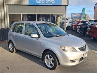2005 Mazda Demio - Thumbnail
