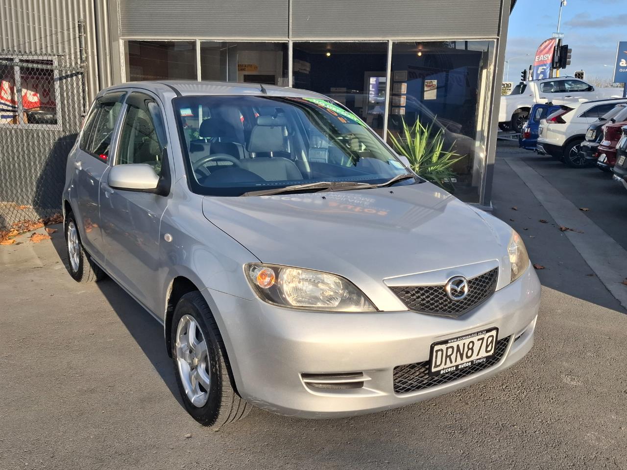 2005 Mazda Demio