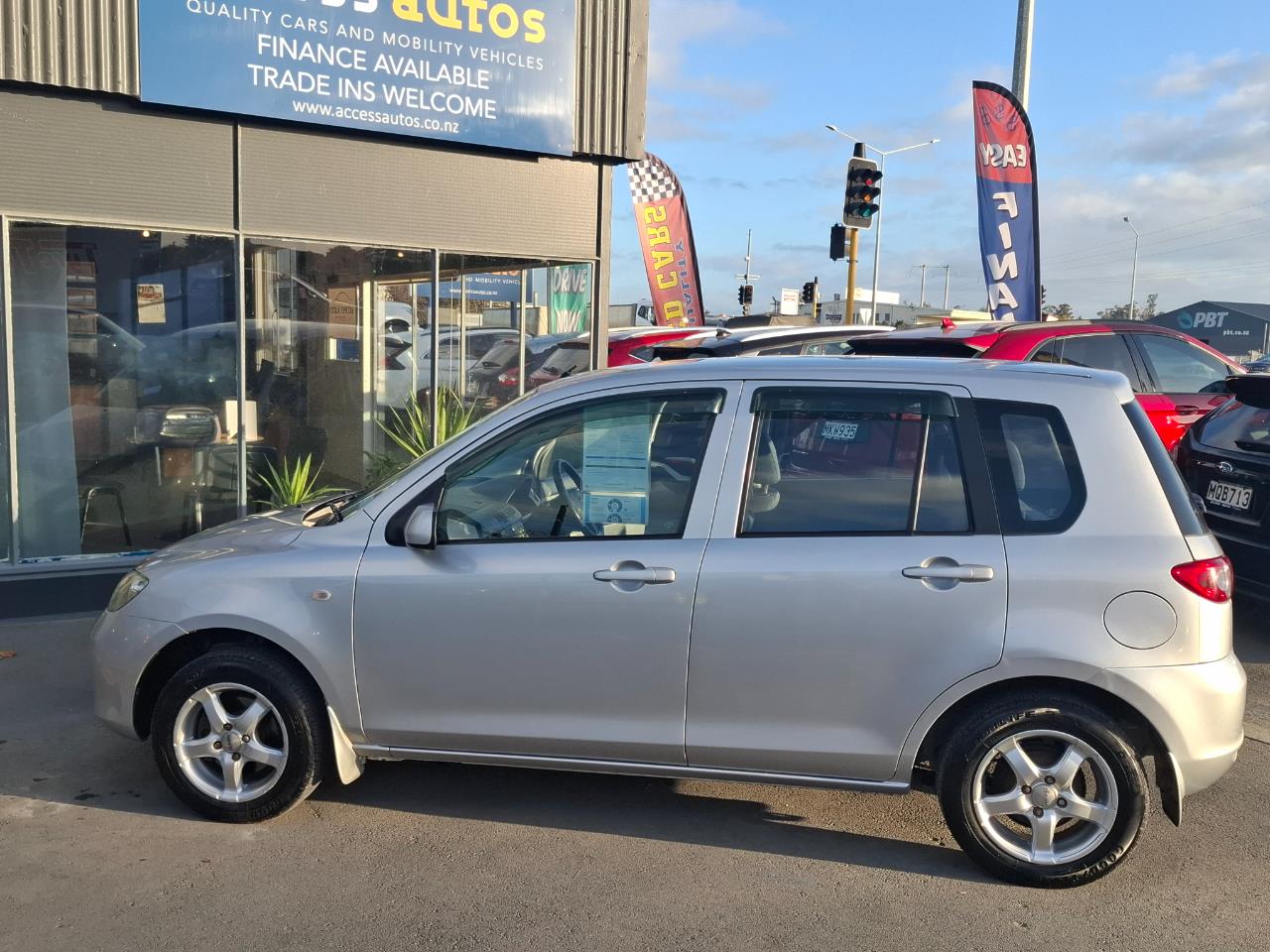 2005 Mazda Demio