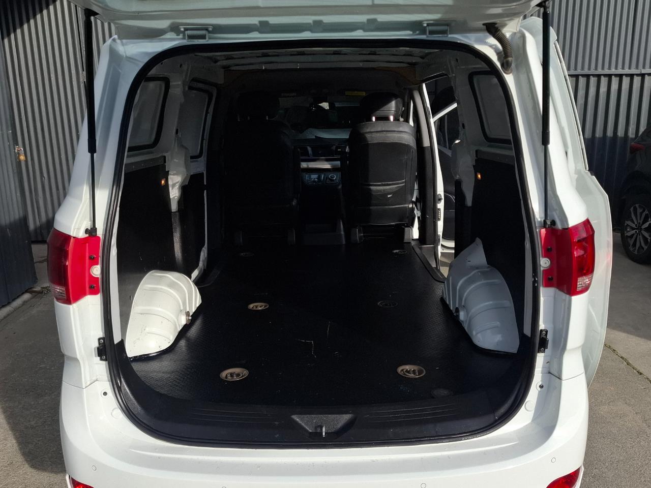2023 LDV G10