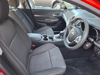 2015 Holden Commodore - Thumbnail