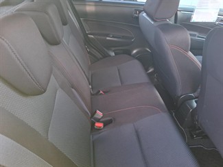 2012 Suzuki Swift - Thumbnail