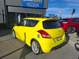 2012 Suzuki Swift - Thumbnail