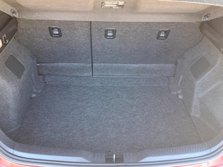 2013 Toyota Auris - Thumbnail