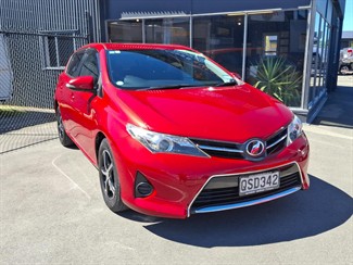 2013 Toyota Auris - Thumbnail