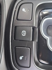 2017 Holden Captiva - Thumbnail