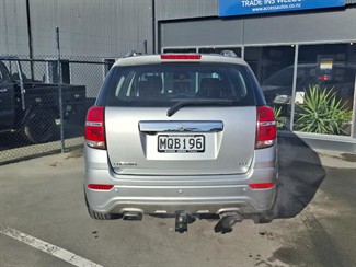 2017 Holden Captiva - Thumbnail