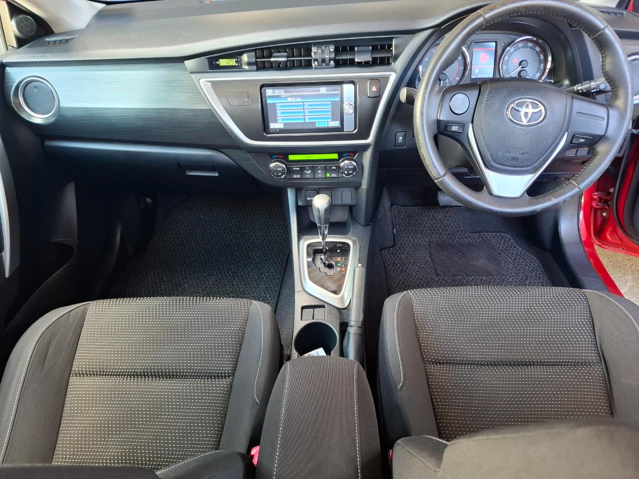 2013 Toyota Auris