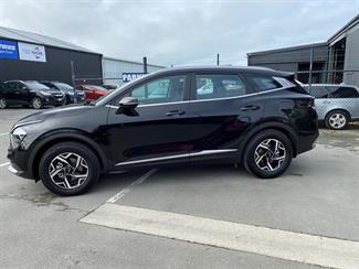 2022 Kia Sportage - Thumbnail