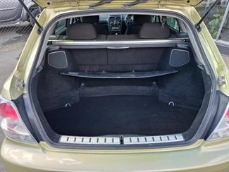 2001 Toyota Altezza - Thumbnail