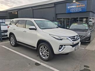 2018 Toyota Fortuner - Thumbnail