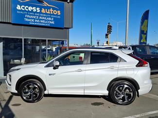 2022 Mitsubishi Eclipse Cross - Thumbnail