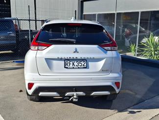 2022 Mitsubishi Eclipse Cross - Thumbnail
