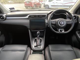 2024 MG Zs - Thumbnail