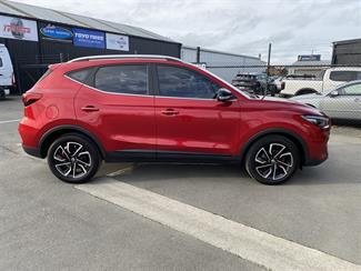 2024 MG Zs - Thumbnail