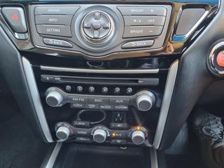 2013 Nissan Pathfinder - Thumbnail