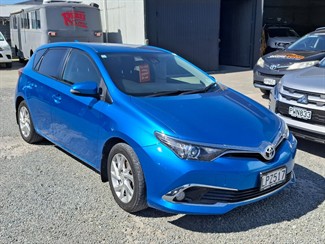 2018 Toyota Corolla - Thumbnail