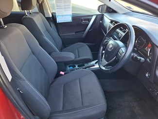 2014 Toyota Auris - Thumbnail