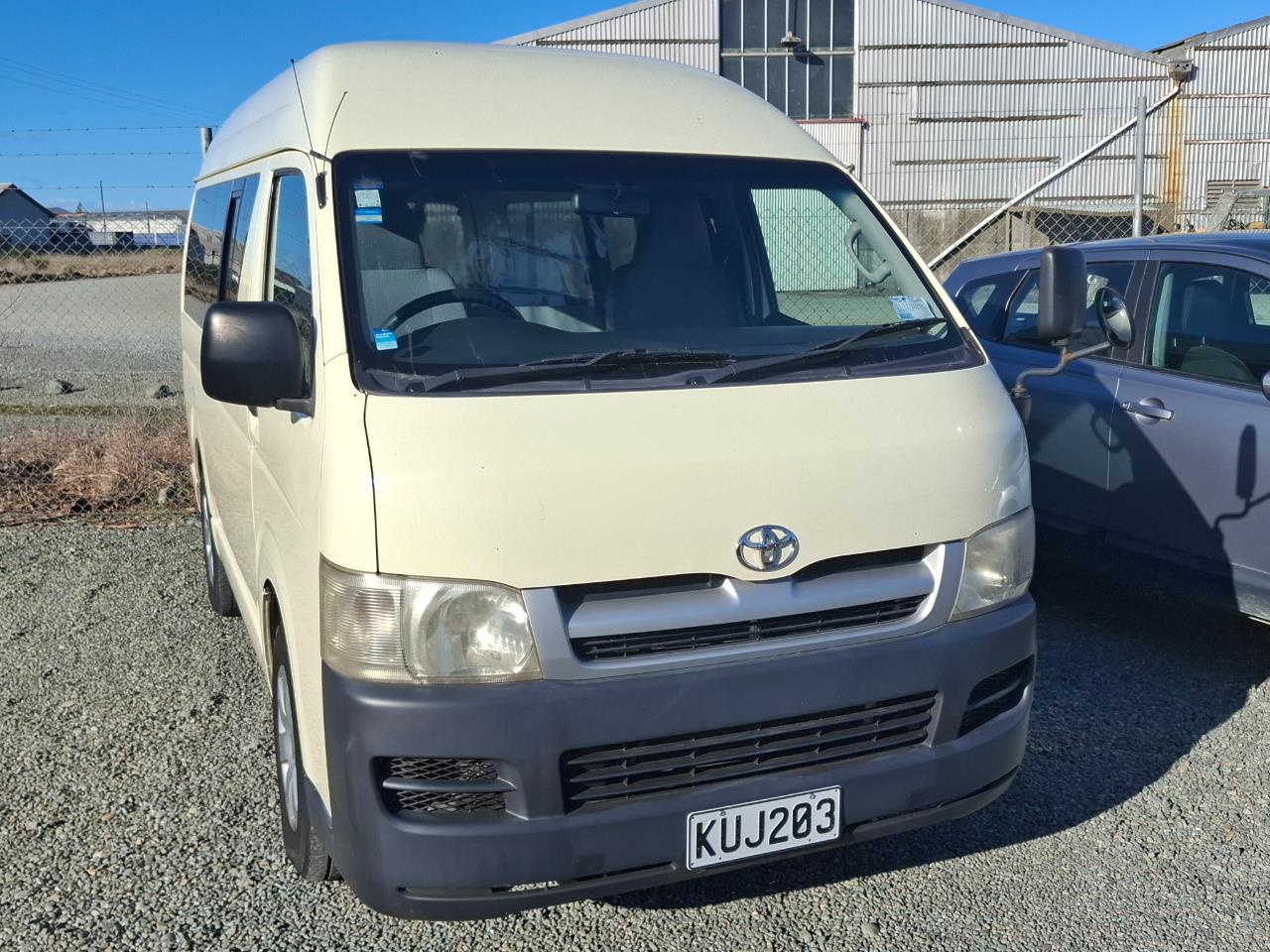 2004 Toyota Regius