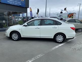 2009 Nissan Bluebird - Thumbnail