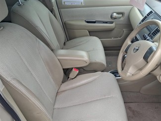 2009 Nissan Tiida - Thumbnail