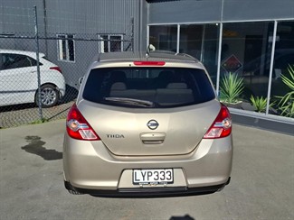 2009 Nissan Tiida - Thumbnail