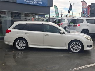 2009 Subaru Legacy - Thumbnail