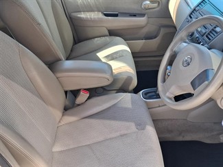 2004 Nissan Tiida - Thumbnail