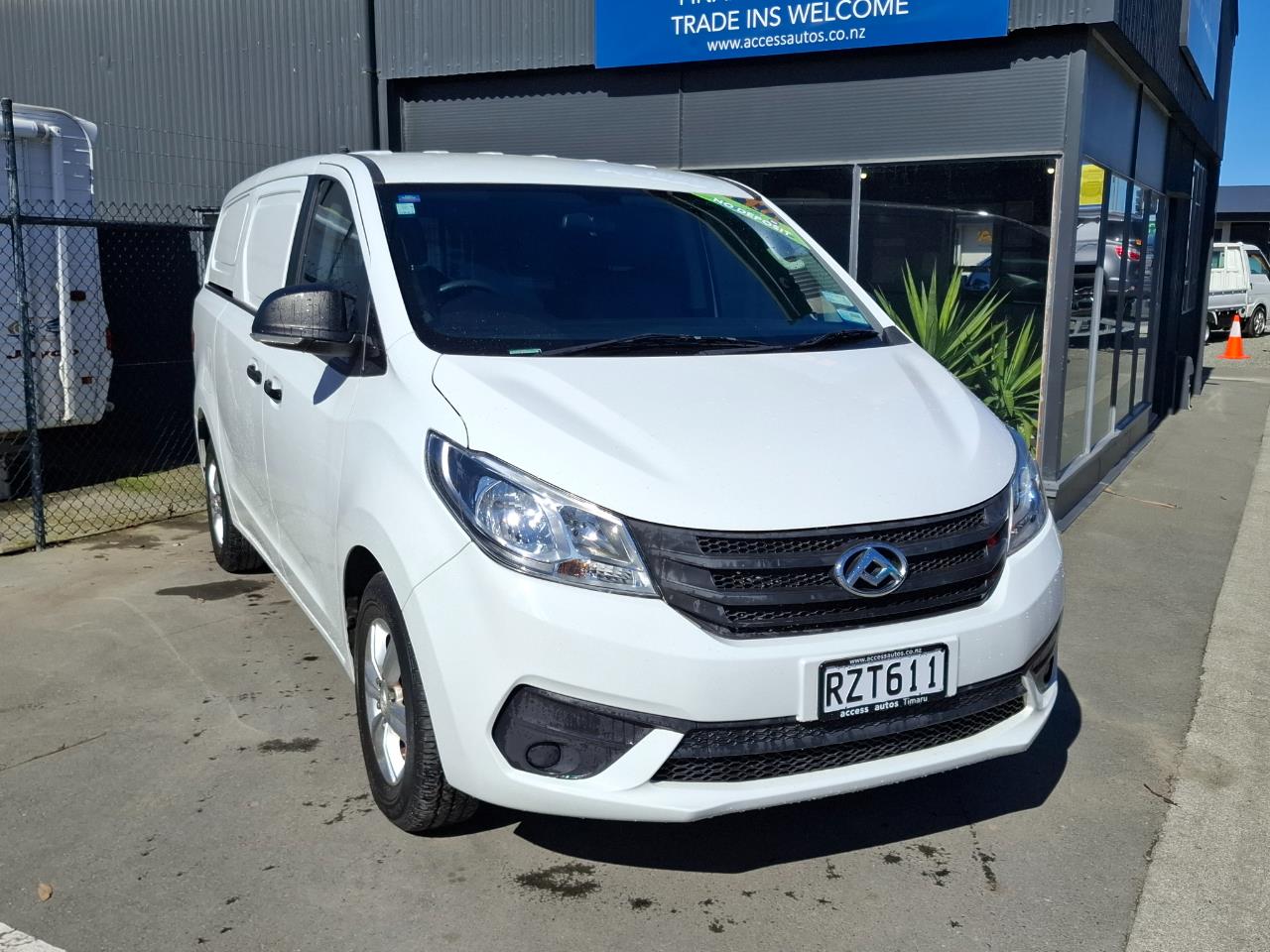 2021 LDV G10