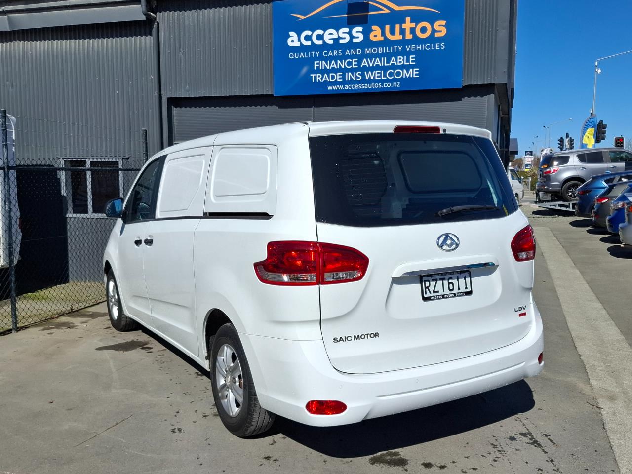 2021 LDV G10