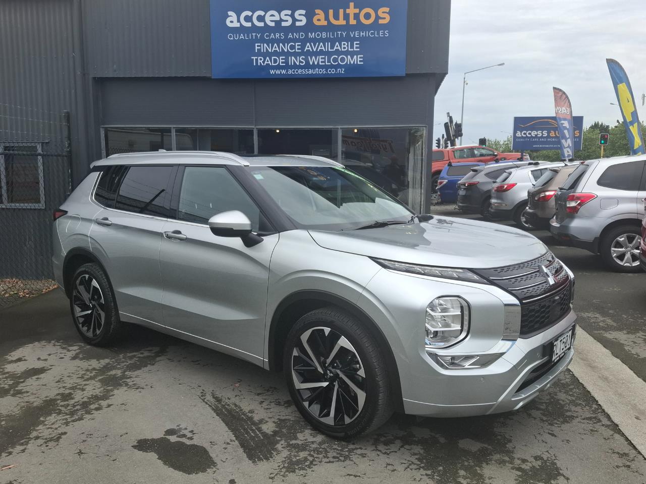 2024 Mitsubishi Outlander